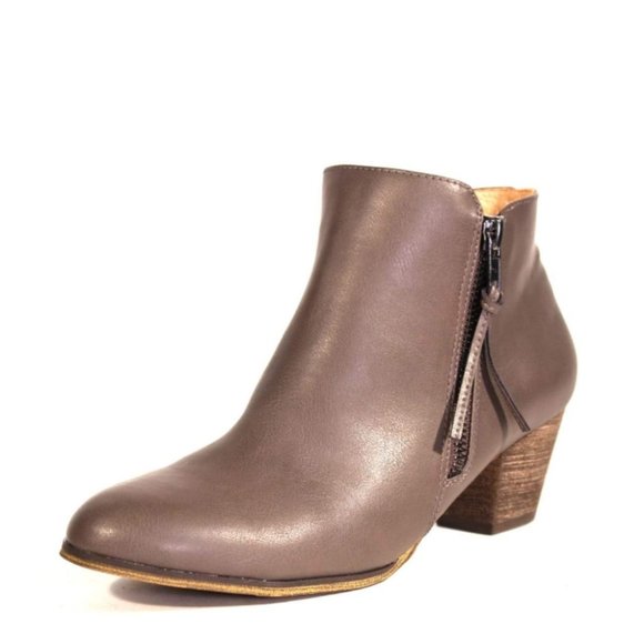Chelsea Crew Logan Vegan Leather Angle Boots - Picture 1 of 8